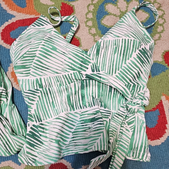 BNWOT CALIA BY CARRIE UNDERWOOD 3PIECE BATHING SUIT BUNDLE ALL SIZE XXS - Picture 3 of 4